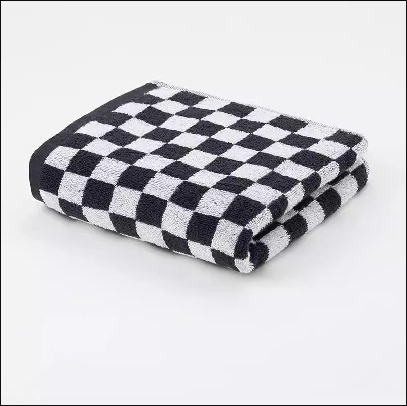 Serviette de bain à carreaux – Image 9