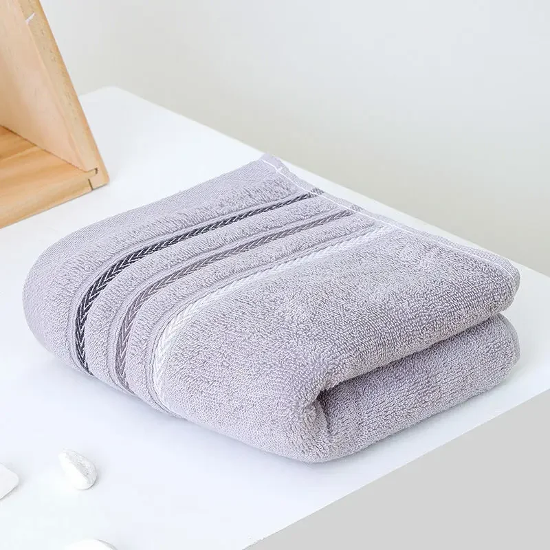 serviette en microfibre grise