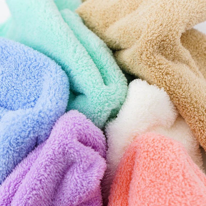 doux serviettes de bain en polaire