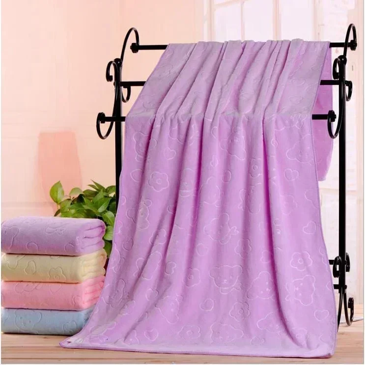 serviette motif ours esthétique
