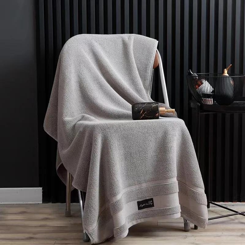 serviette bain contemporaine