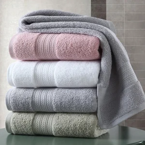 serviettes de bain roses