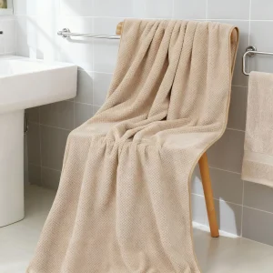 serviette de bain à motif ananas