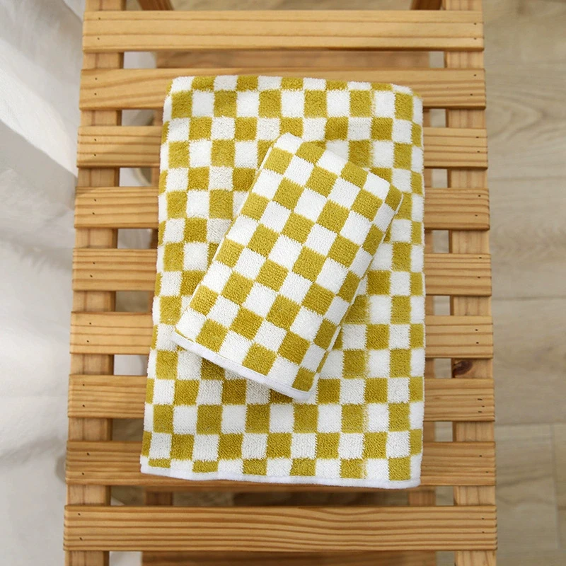 Serviette de bain à carreaux – Image 8